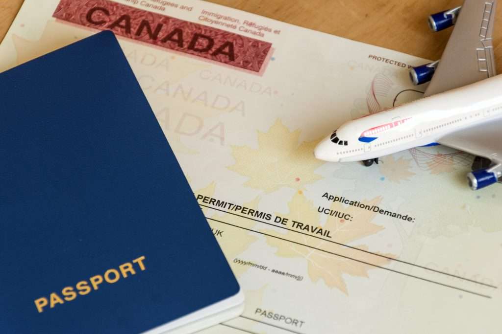Giấy phép lao động (work permit)